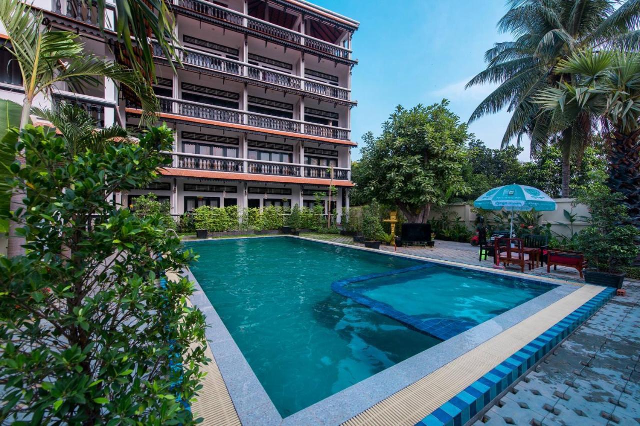 Sok San Villa Battambang Exterior photo
